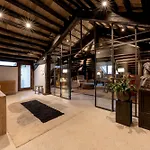 Palazzo Dell\'Albero D\'Oro